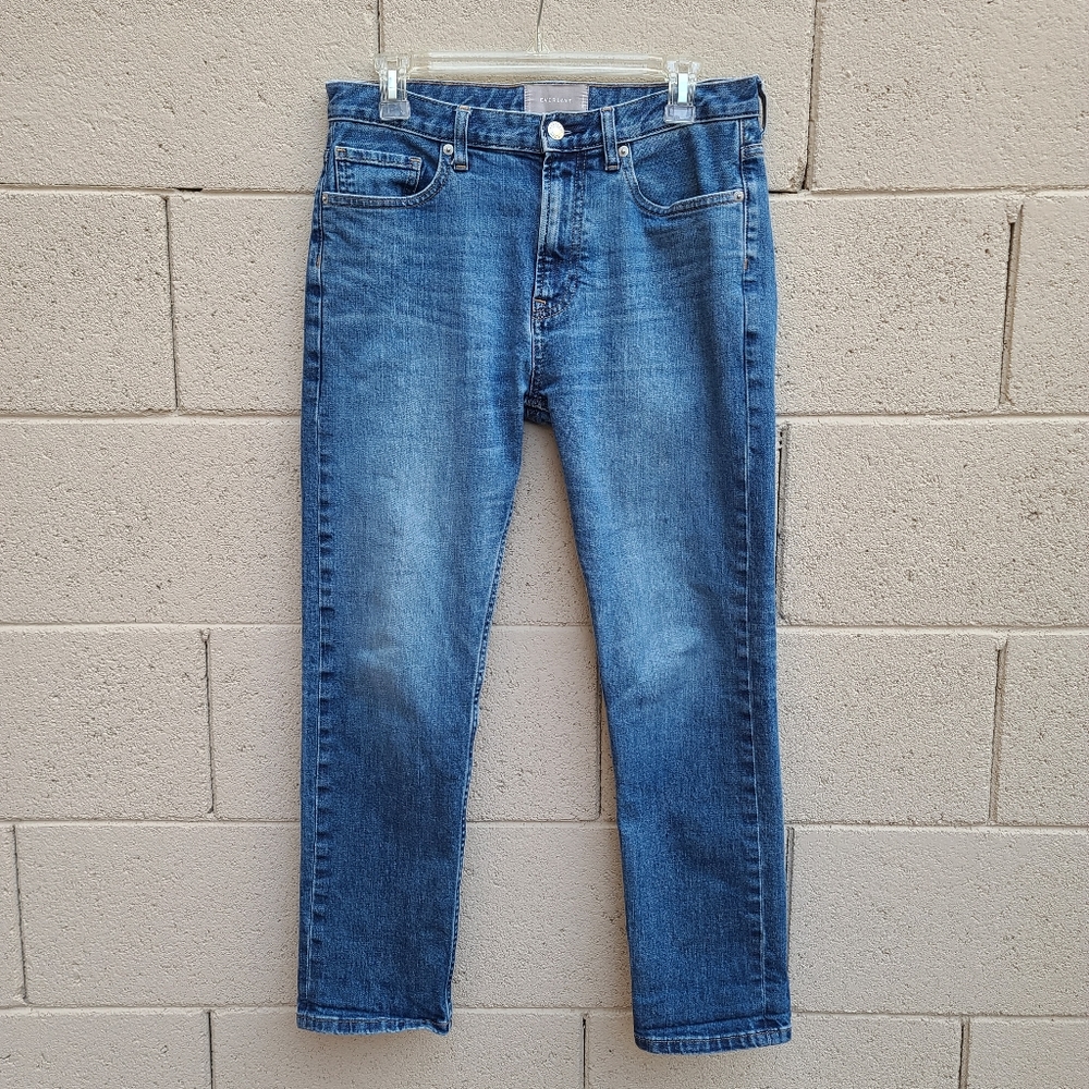 Everlane | Medium Wash Relaxed Straight Jeans Women's Size 26